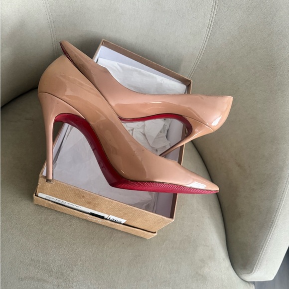 Christian Louboutin Shoes - Christian Louboutin Beige Heels DECOLLETE